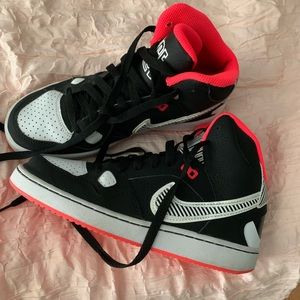 Son of Force sneakers (youth 6)